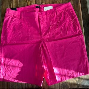 NWT J. Crew Vibrant Pink Women's Chino Shorts 9”
